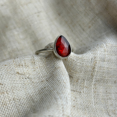 Hessonite Garnet and Silver Ring Band - Size R