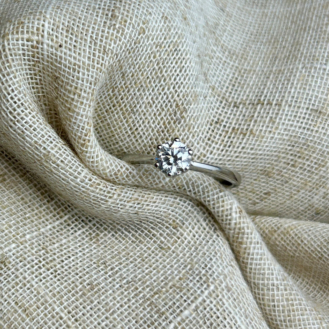 Lab Grown Round Diamond Ring